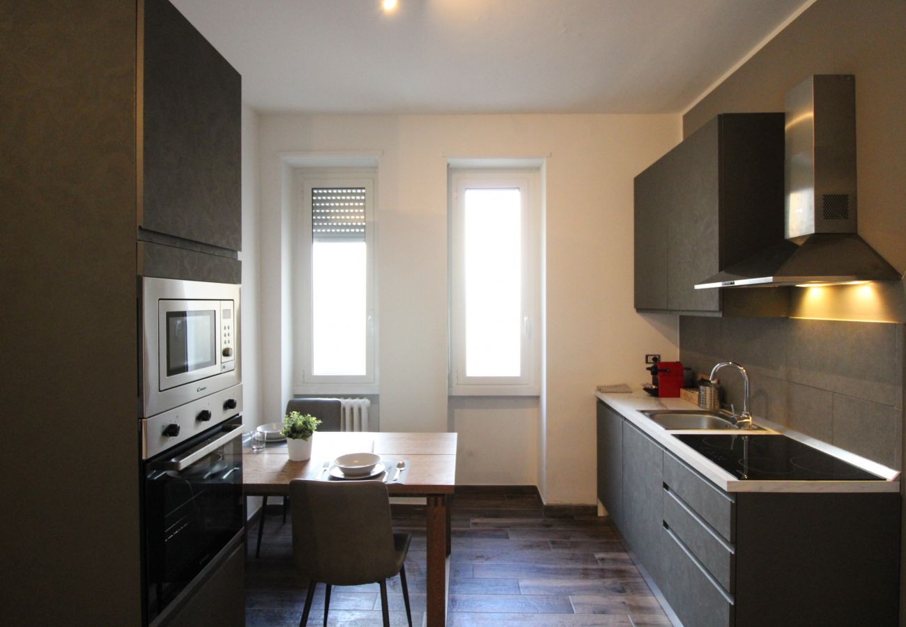 Studio a Milano - Rif. 392076
