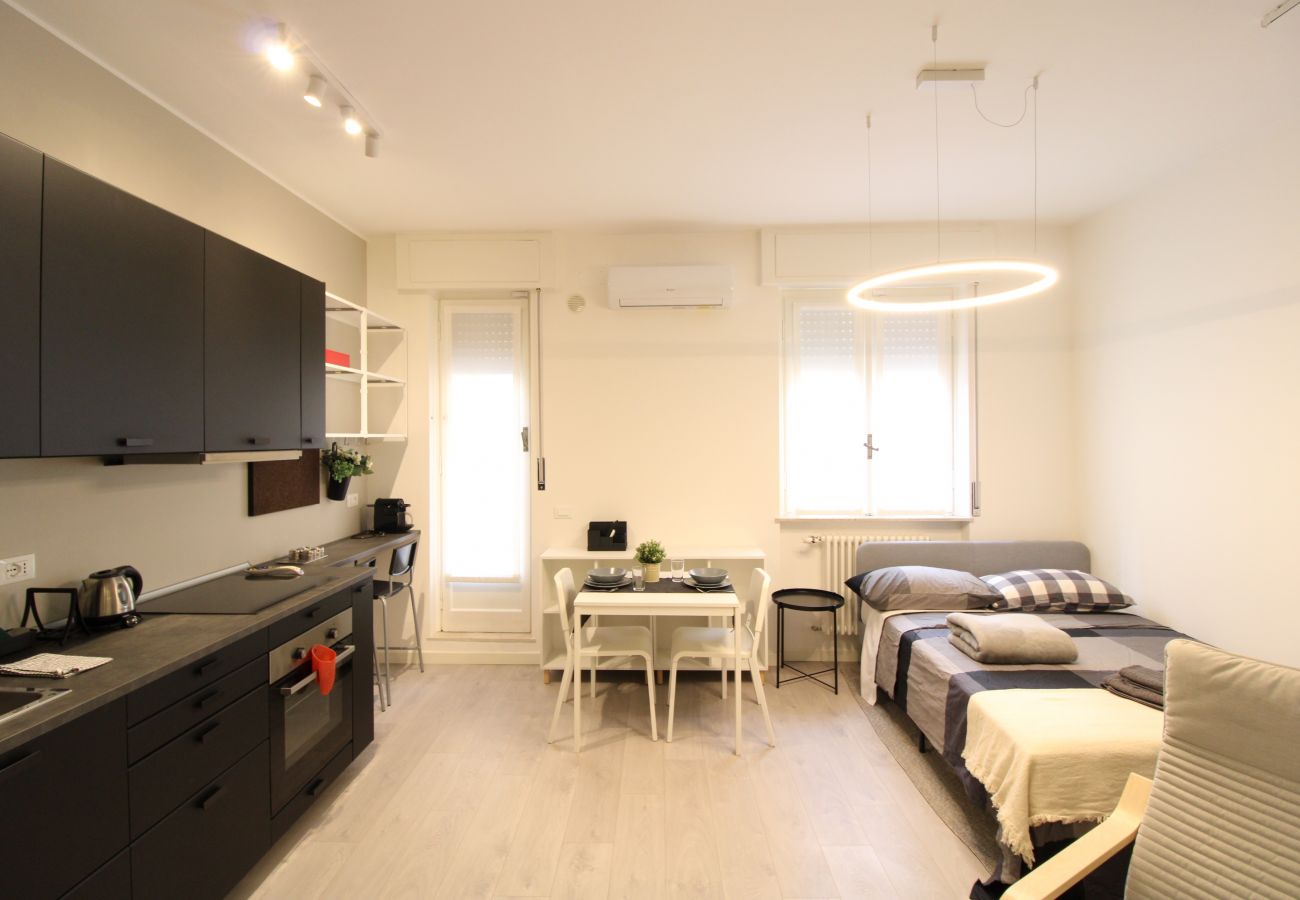 Studio a Milano - Rif. 393143