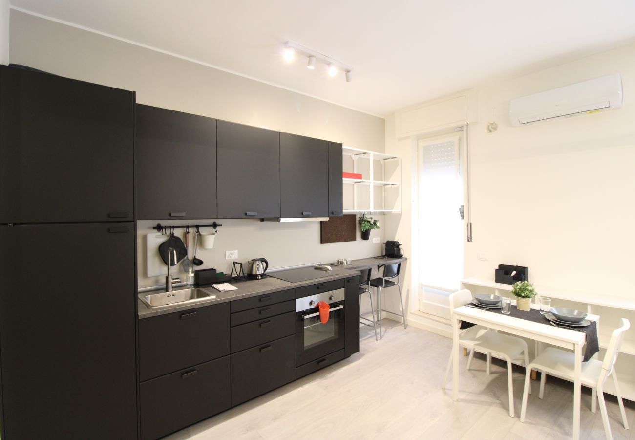Studio a Milano - Rif. 393143