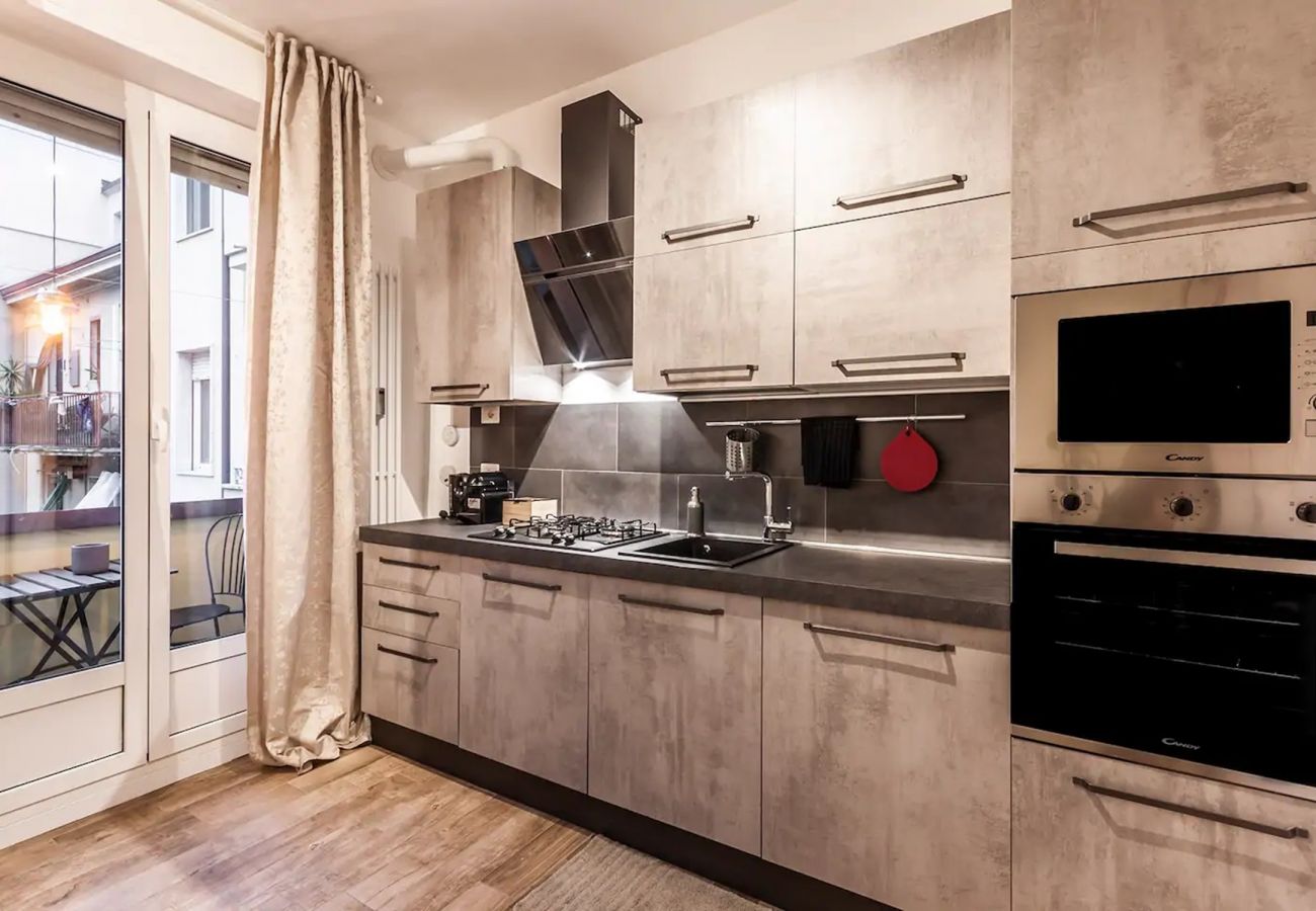 Studio a Milano - Rif. 393151