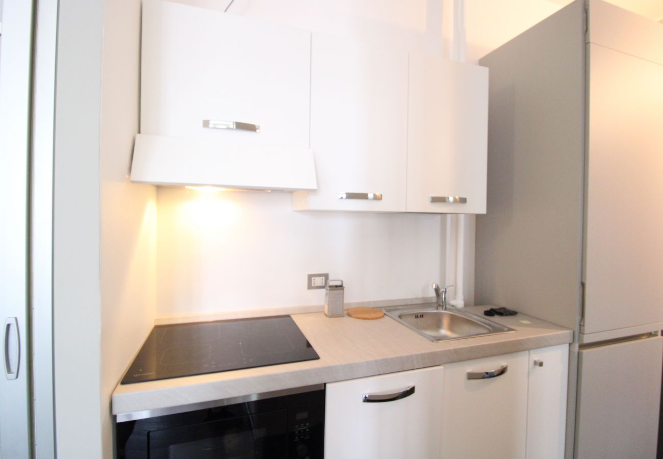 Studio a Milano - Rif. 393369