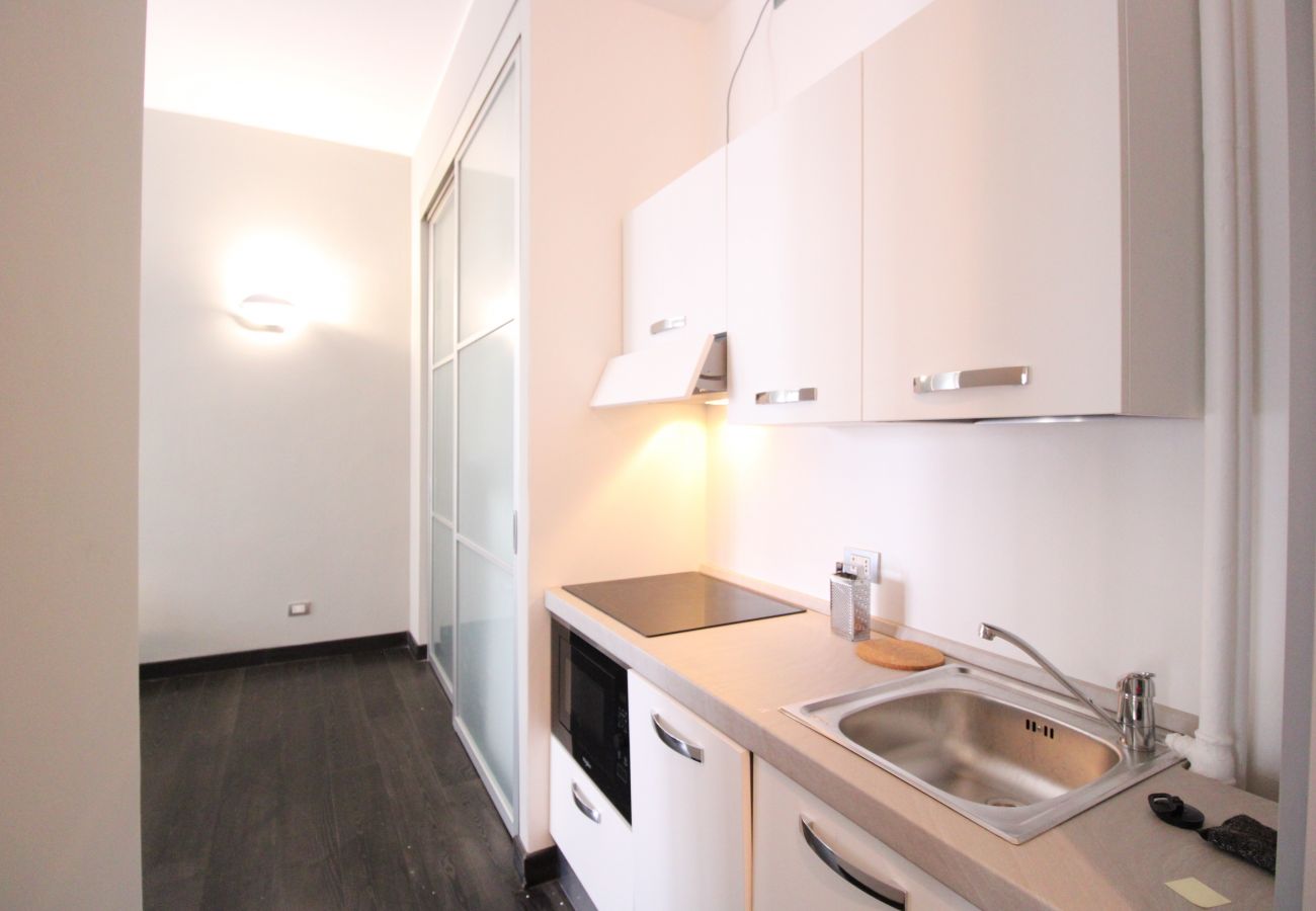Studio a Milano - Rif. 393369