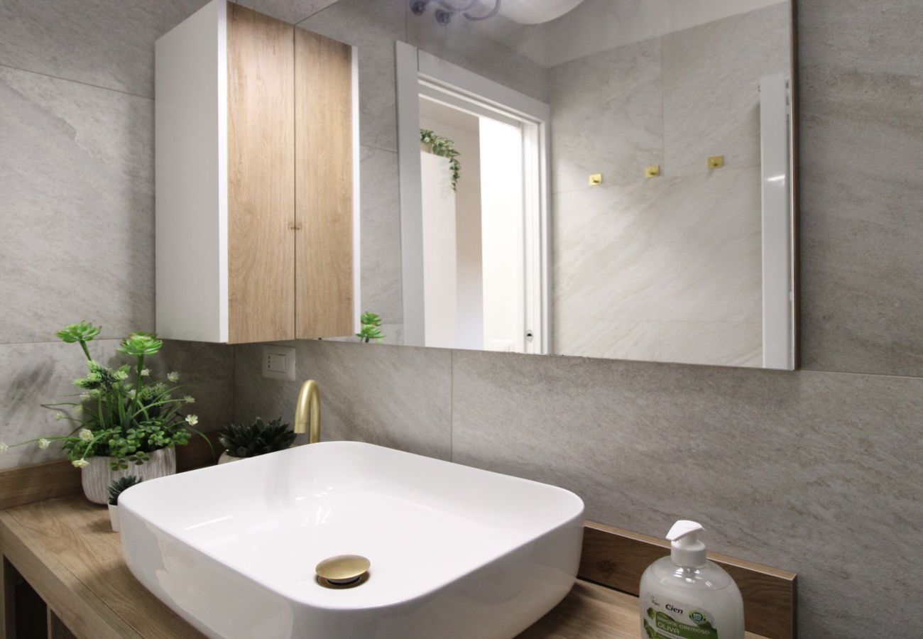 Studio a Milano - Rif. 457648