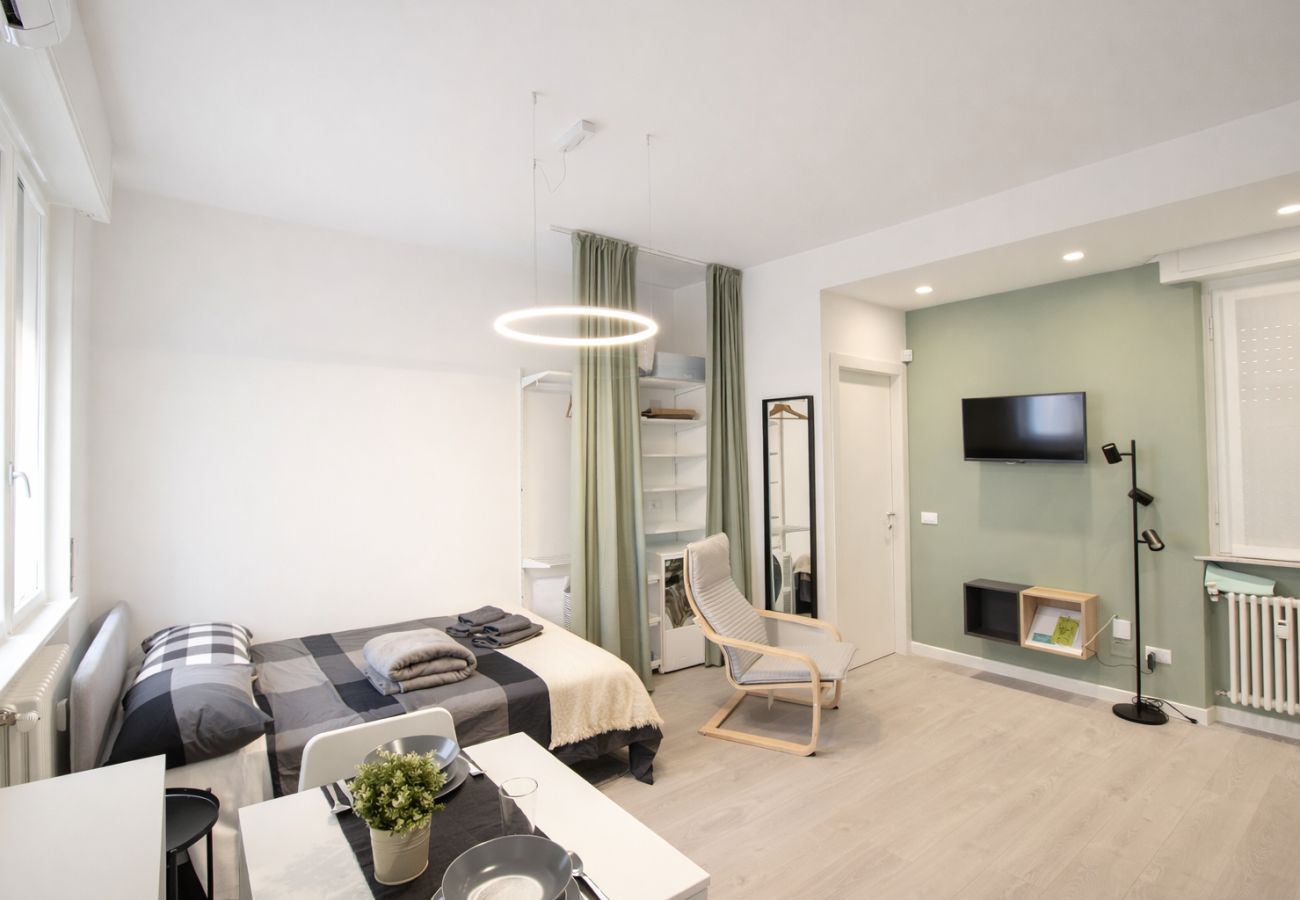 Studio in Milan - Ref. 393143