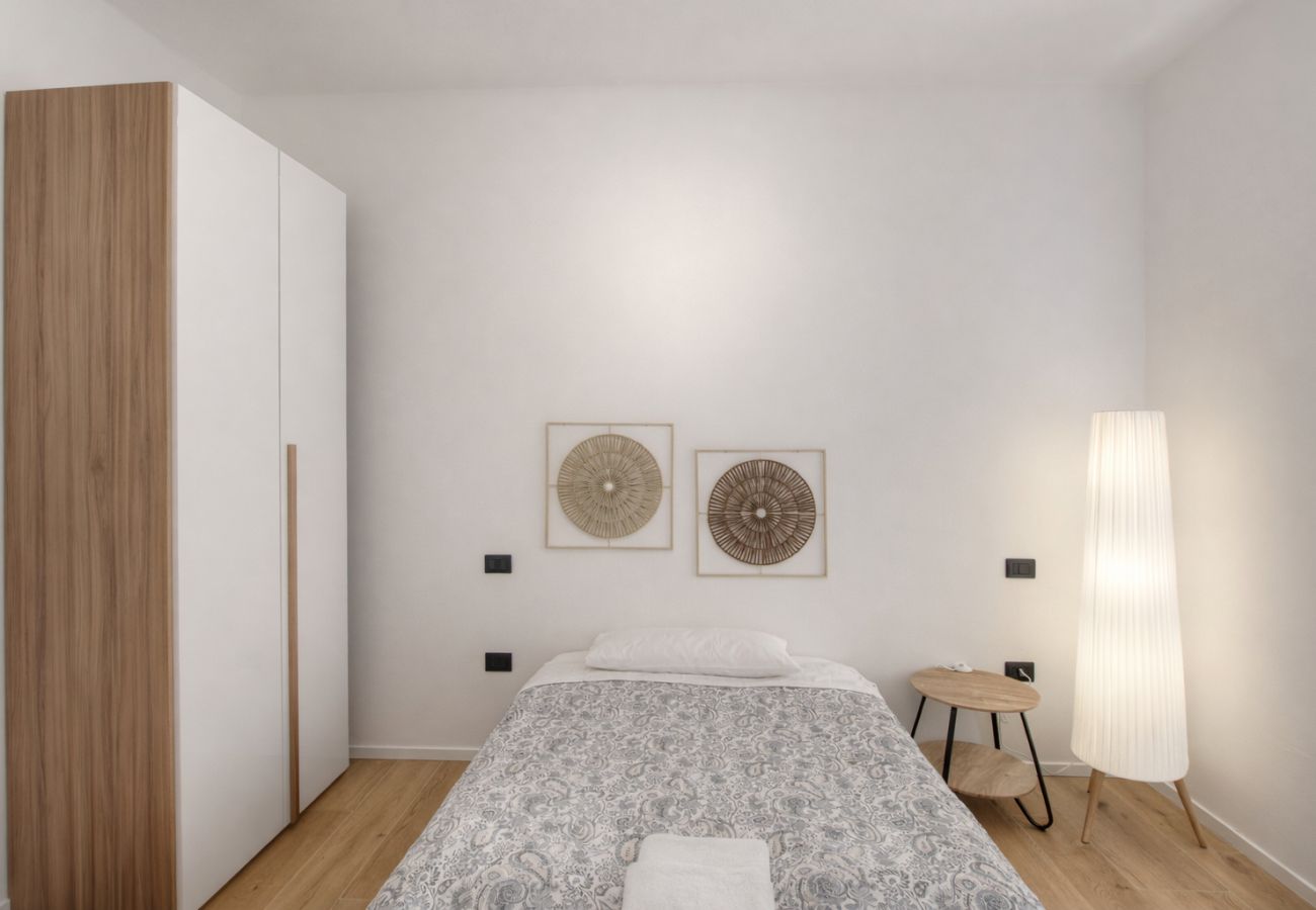 Rent by room in Pesaro - Ref. 690435